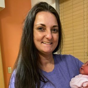 Meet your Posher, Carrie